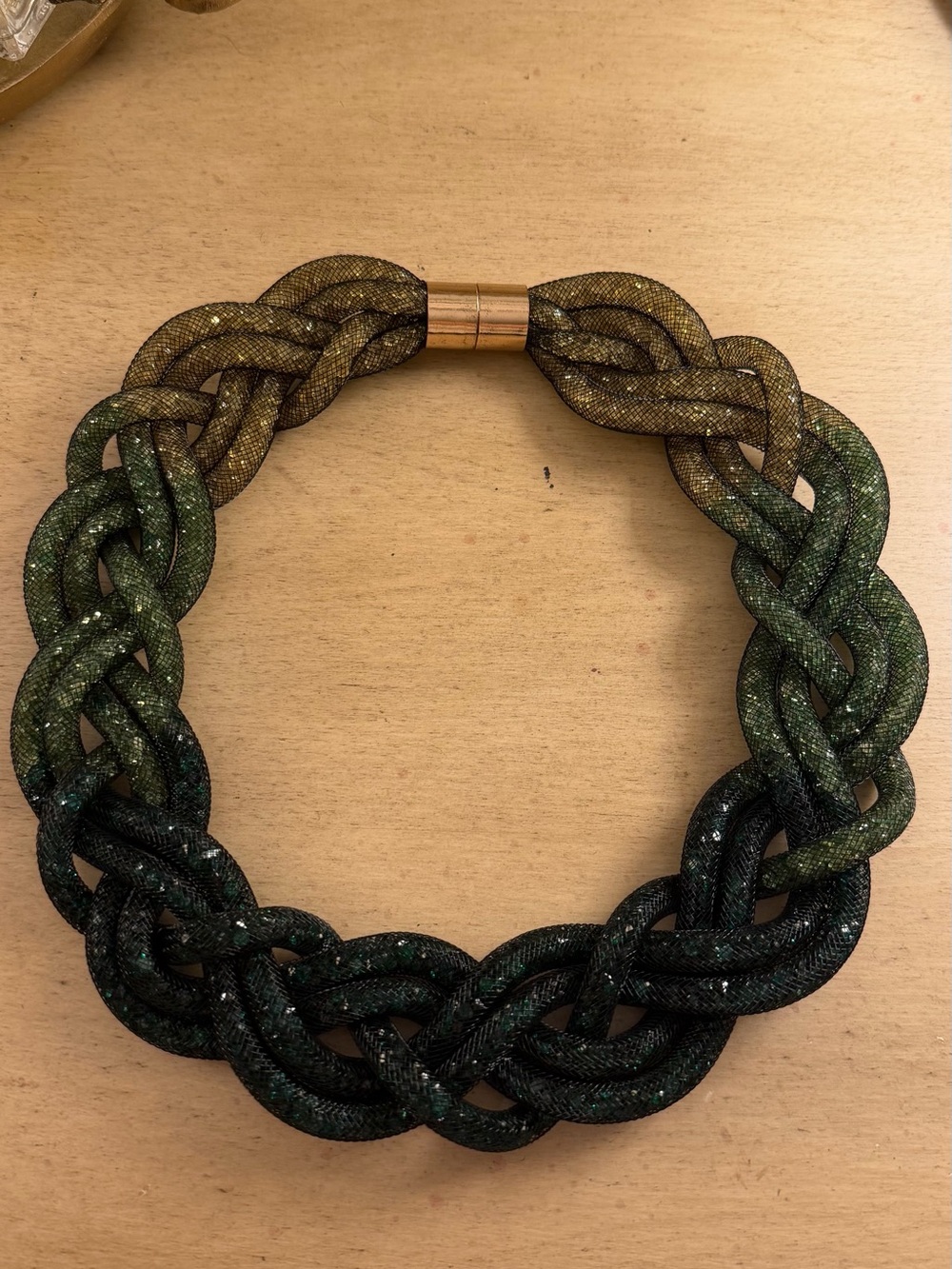 Fashion Jewelry Ombre Braided Necklace in Green to Gold